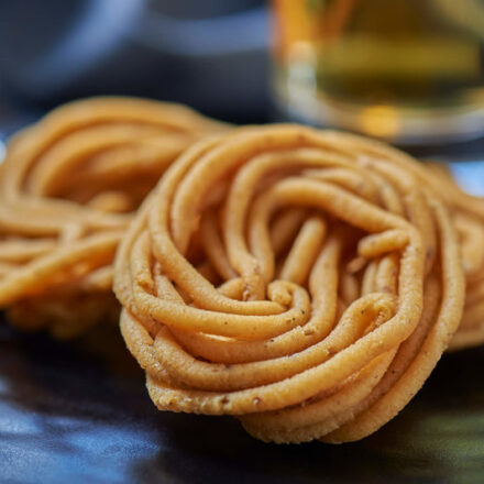 Murukku Snacks & Cakes